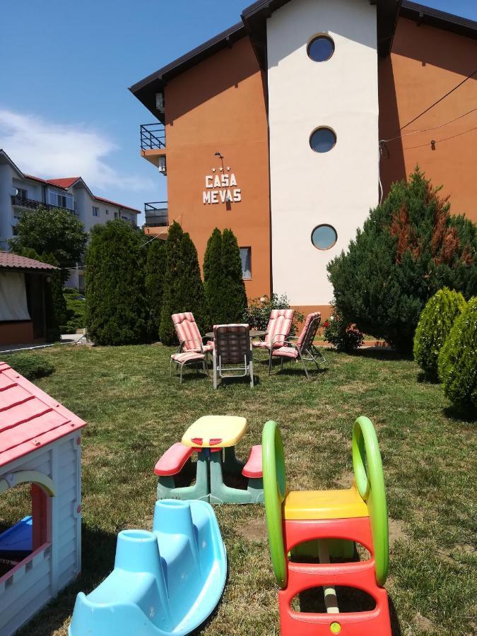 ホテル Casa Mevas コスティネシュティ エクステリア 写真